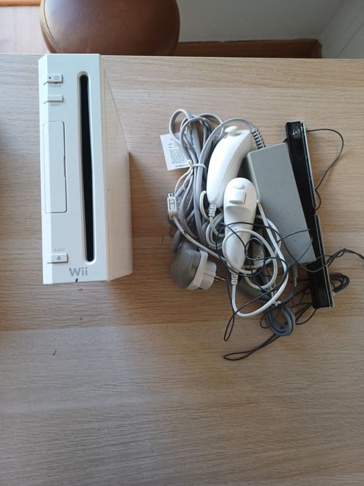 Nintendo Wii - Consola + Jogos + Acessórios