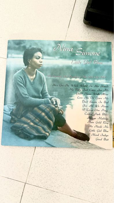 Toca-discos vintage Crosley + 2 Vinis