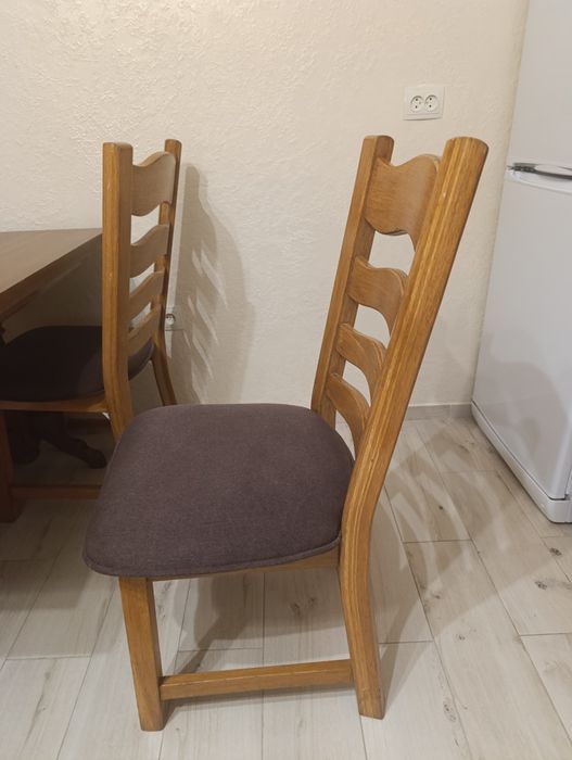 Продам крісла  , стіл