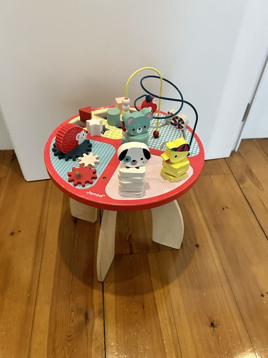 Mesa de atividades crianca Janod