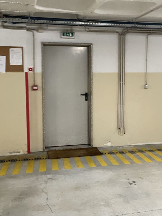 Aluga se lugar de garagem perto HSJ