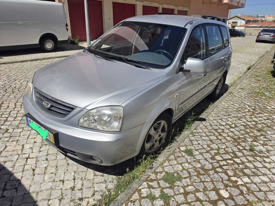 Carro Familiar a Disel em bom estado