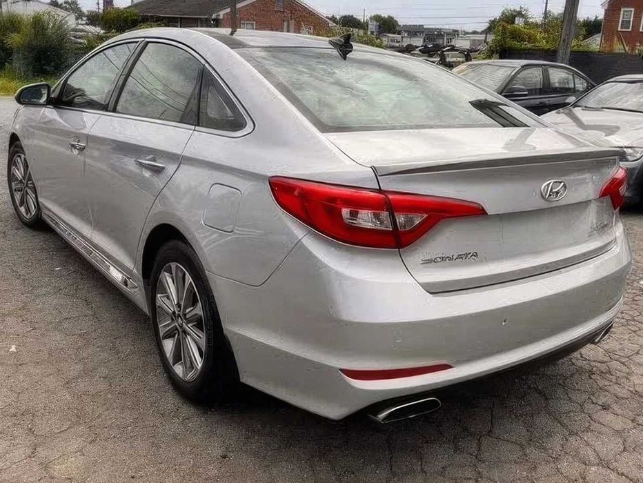 Hyundai Sonata Limited      2015