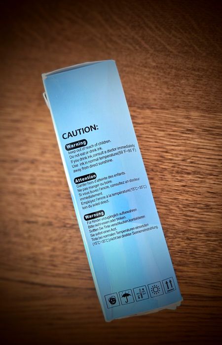 Płyn do udrażniania głowic drukarek.