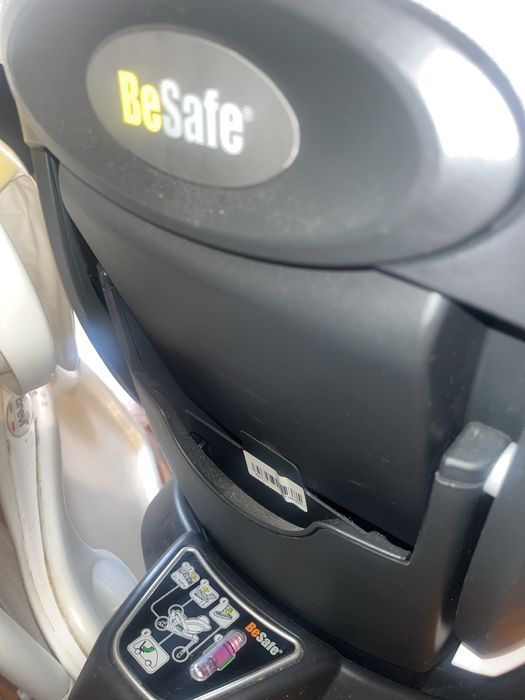 Cadeira Auto BeSafe iZi Twist i-Size com redutor + espelho