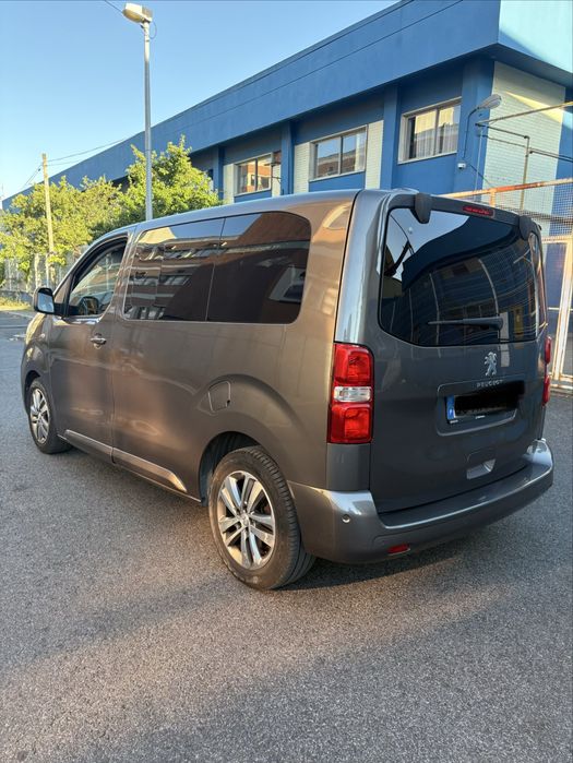 Peugeot Traveller Allure