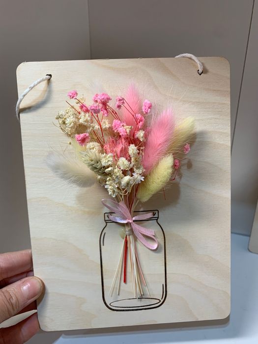 Sprzedam obrazek z bukiecikiem suszonych kwiatow