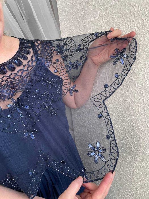 Мереживна шаль прикраса