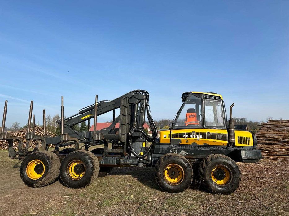 Ponsse elk forwarder