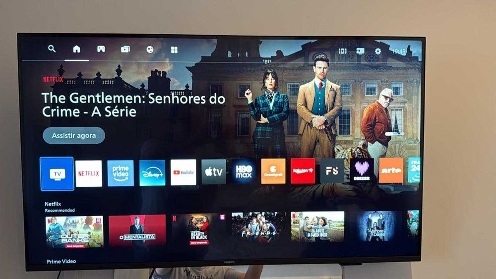 Televisão Philips Smart Ultra HD 43' Polegadas