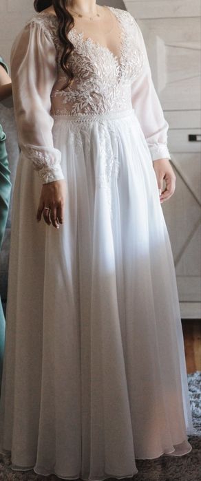Suknia ślubna plus size