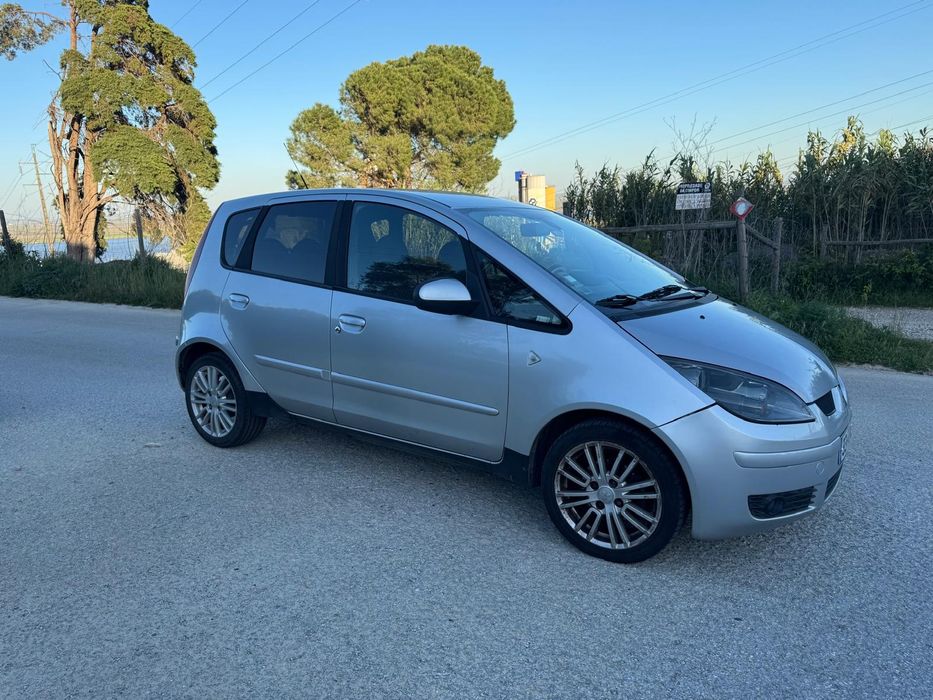 Mitsubishi Colt 1.5 diesel modelo insport