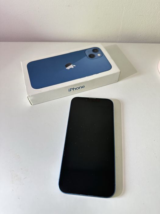 Iphone 13 niebieski