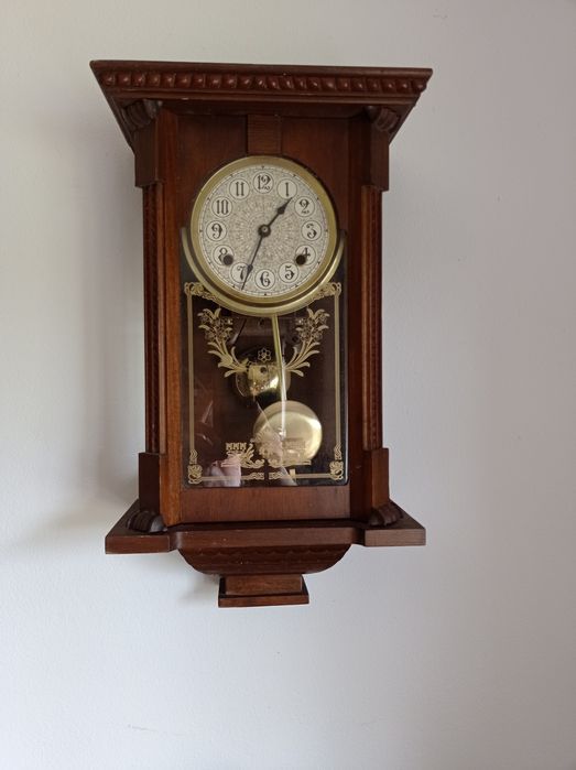 Relógios de parede antigos