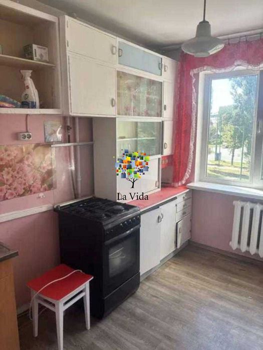 Продам 1к квартиру на Виноградарі