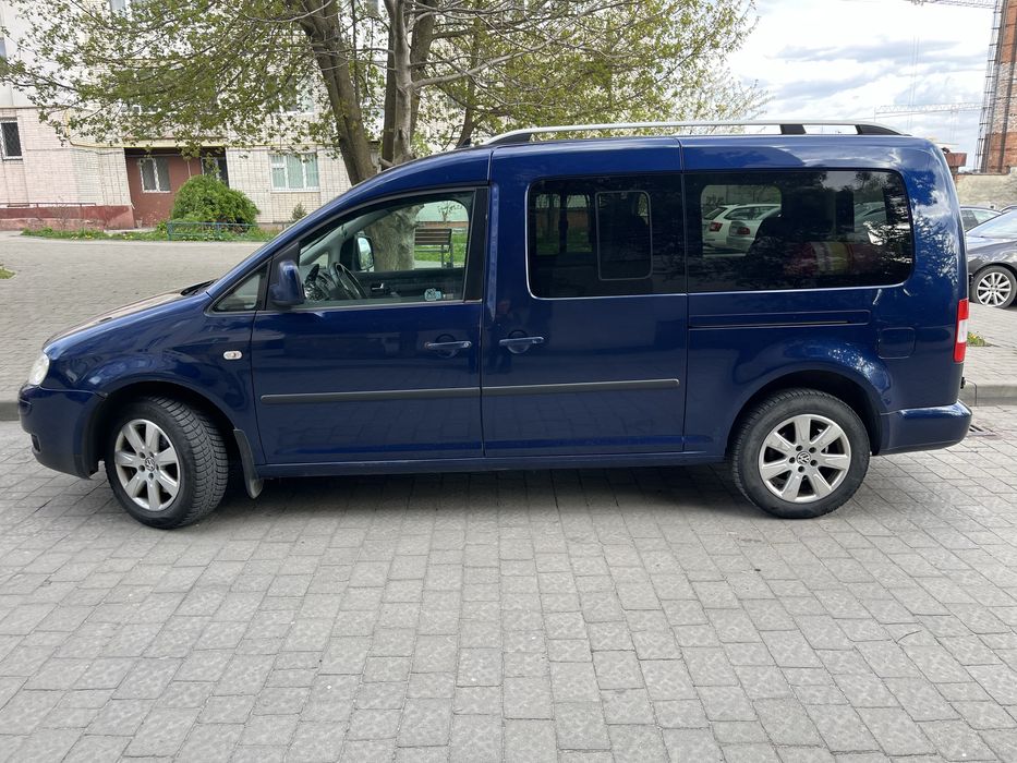 VW Caddy Maxi 2009рік оригінальний пасажир