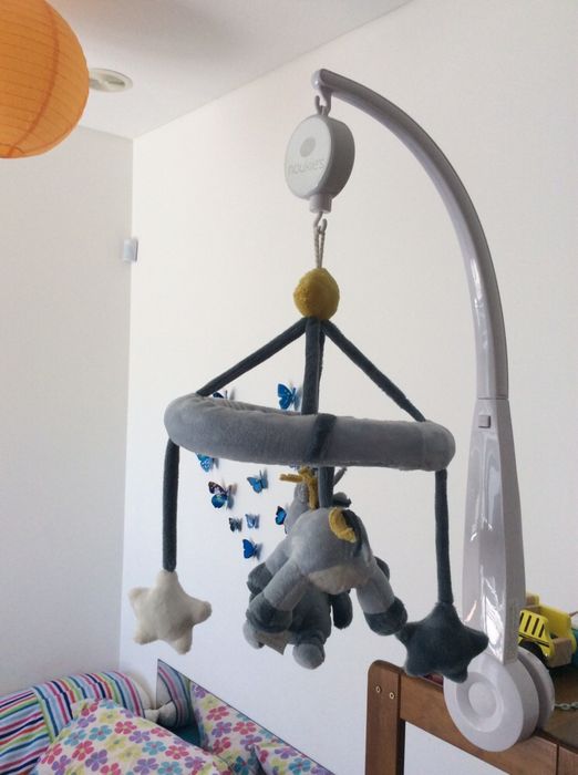Conjunto para berço e quarto de bebe.