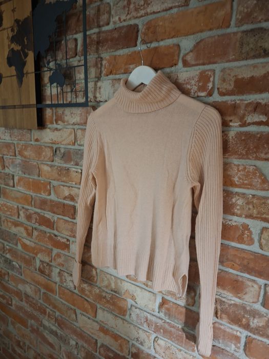 Golf               .