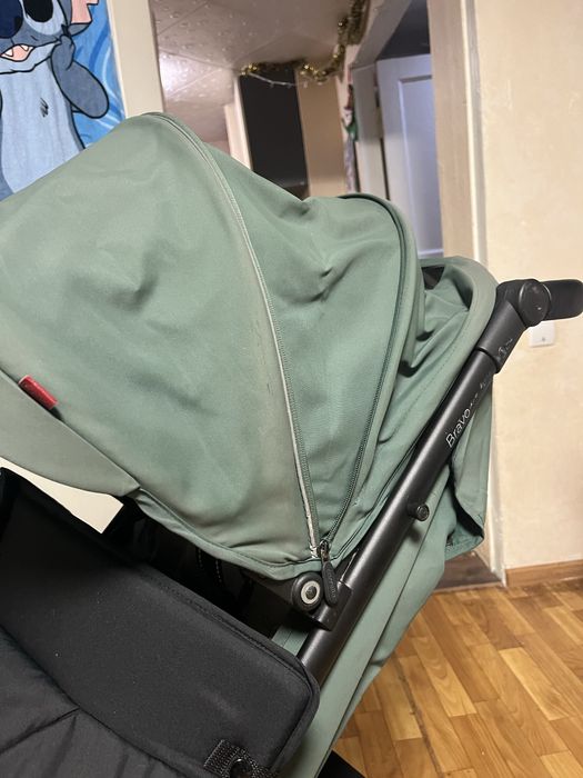 Продам прогулянкову коляску Carrello Bravo