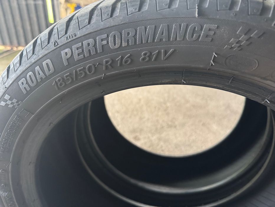 Pneus karmoran 185/50 R16
