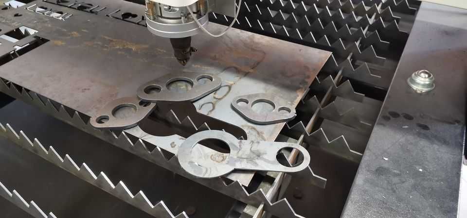 Ploter plazmowy cnc przecinarka plazmowa wypalarka cnc stół 150x300cm.