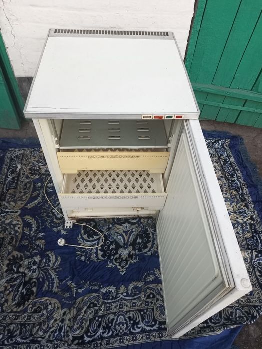 Морозильная камера Морозильна камера