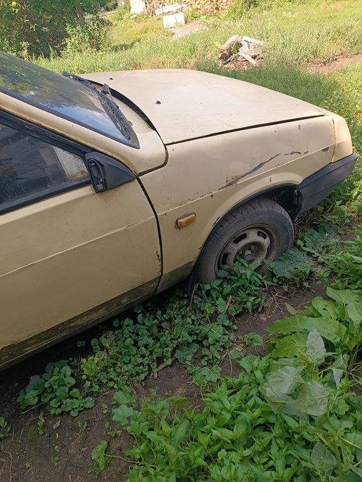 продам ВАЗ-2108 потребує ремонт