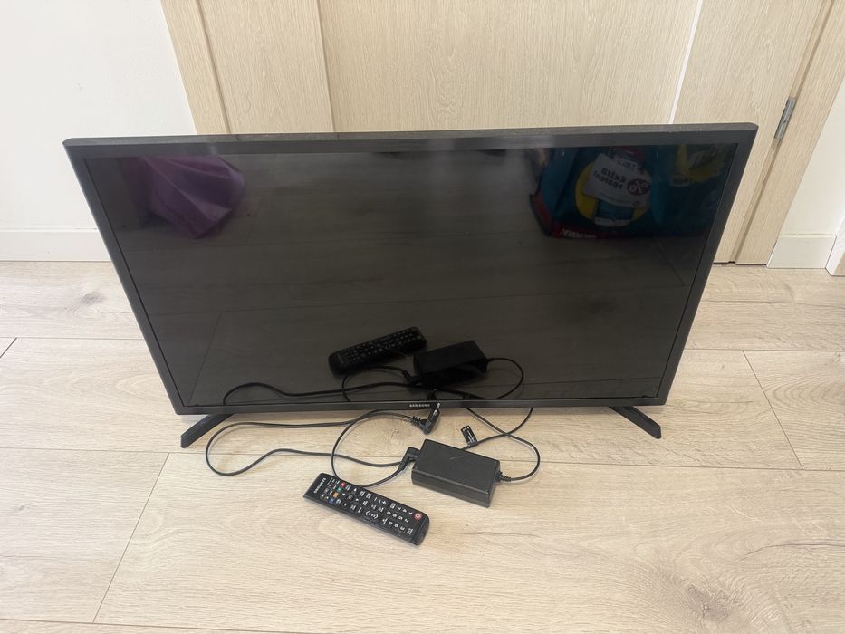 TV Telewizor 32” Samsung DVBT2 Netflix YT