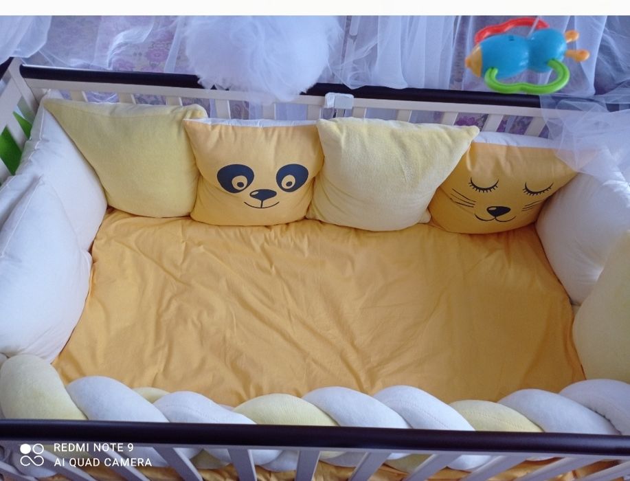 Набір в дитяче ліжечко  бу