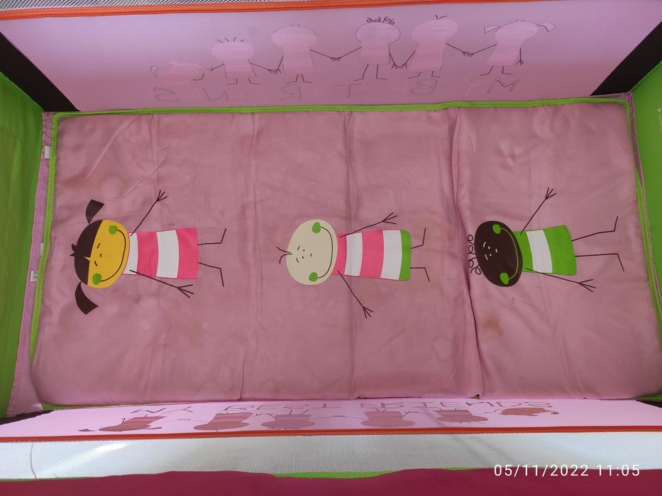 Cama de viagem criança em muito bom estado