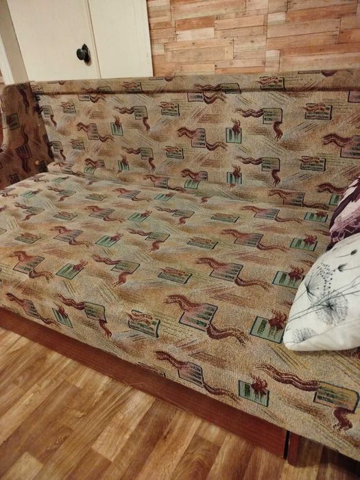 Продам диван Доставка