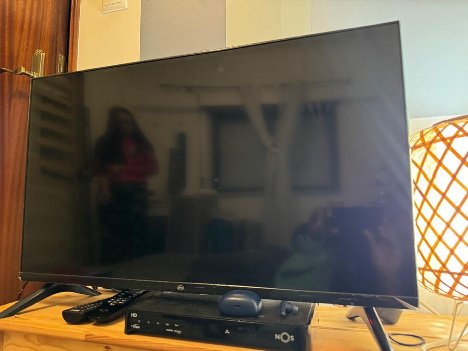 TV LED Esmart Mide32 18polegadas HD