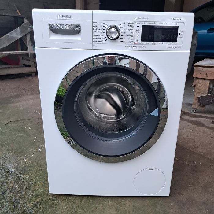 Продам стиральную машину Bosch Serie 8