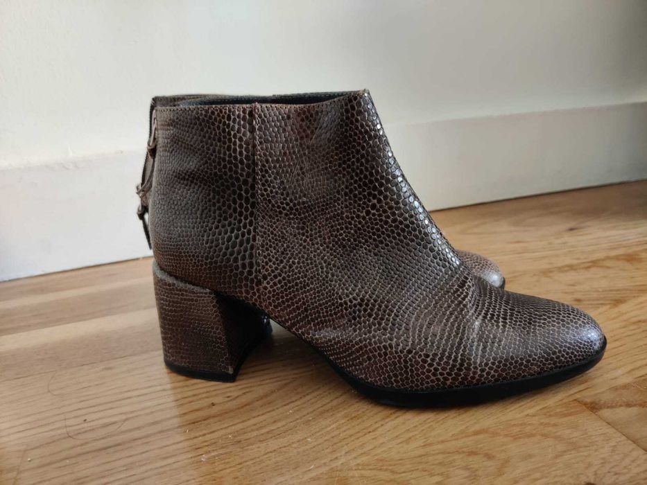 Botas Zilian tamanho 36