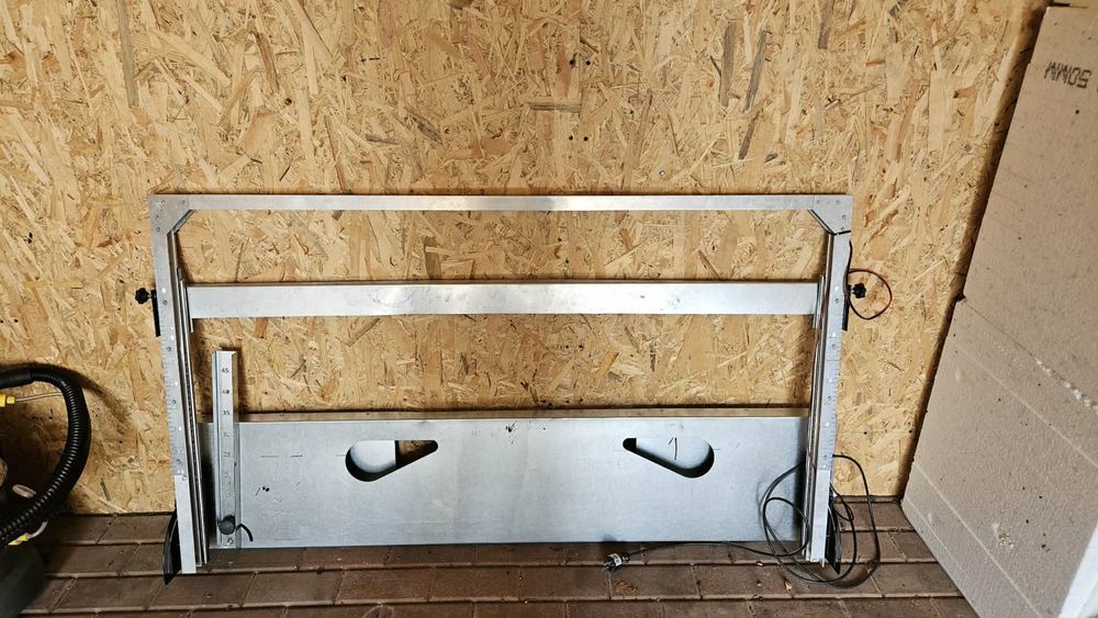 Gilotyna przecinarka do styropianu 132x55 cm CNC