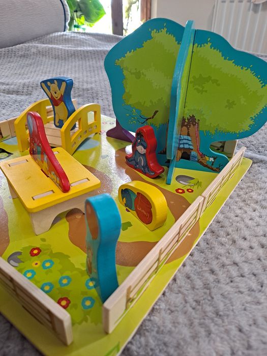 Drewniana układanka 3D Playtive Kubuś Puchatek urodziny
