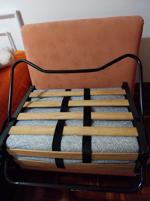 Sofá cama em excelente estado