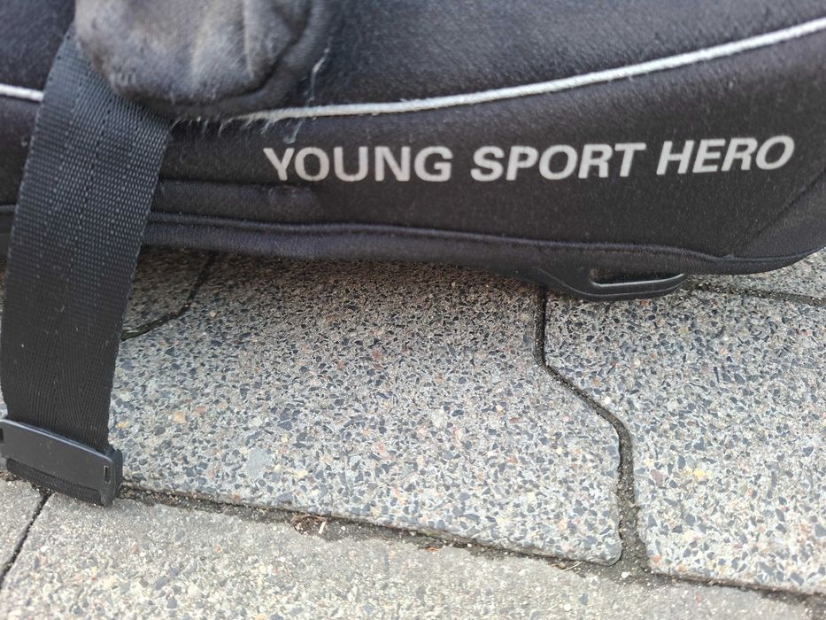 Recaro Fotelik samochodowy Young sport hero