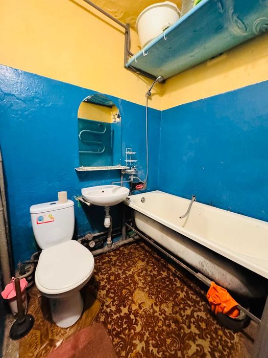 Продається 2-кімнатна квартира