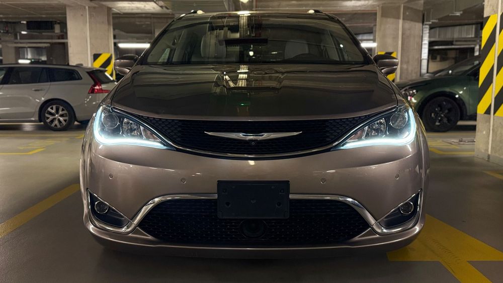 Chrysler Pacifica
