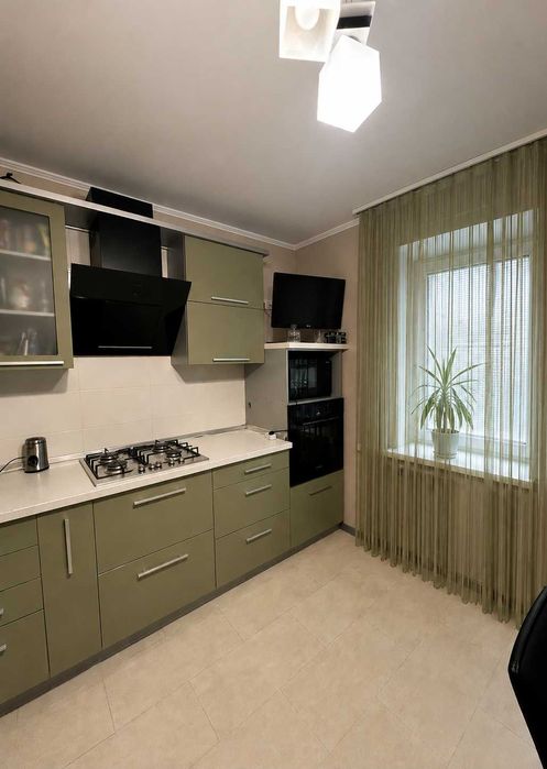 Продам 3к квартиру с ремонтом на Победе