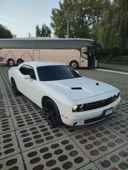 Dodge Challenger SXT+, 3.6 V6 307 KM, 2015
