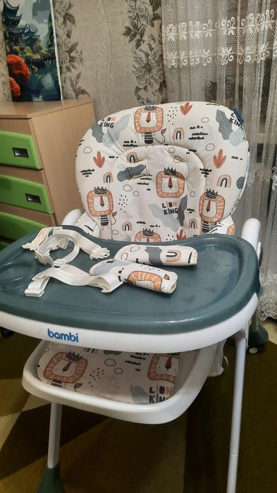 Продам годувальний стілець bambi