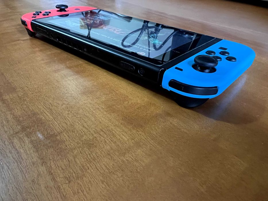 Nintendo Switch V1 Completa com Caixa e Acessórios Originais
