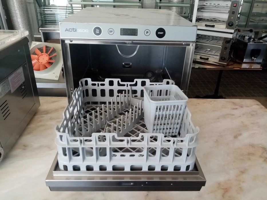 ACM1459 - Máquina Industrial de Lavar Copos ACTI35DIG - NOVA