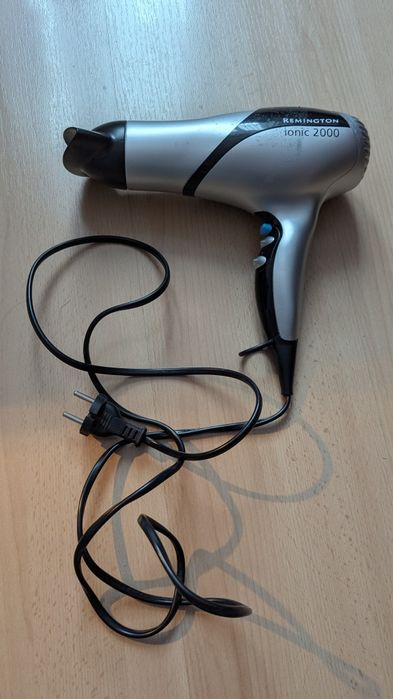 Suszarka Remington Ionic 2000 z jonizacją