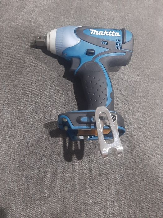 Klucz udarowy Makita DTW 251 RTJ