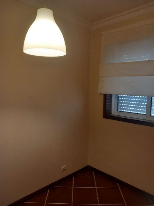 Alugo Casa T2 - Valongo