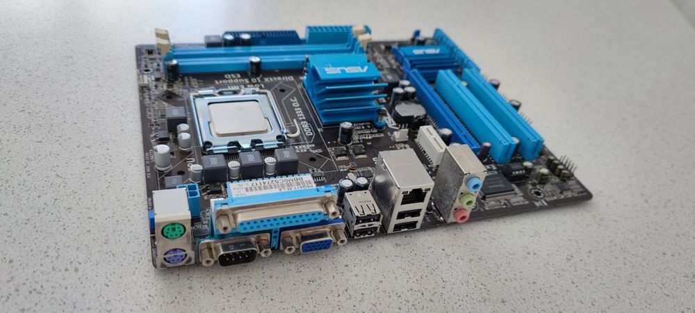 Motherboard ASUS P5G41T-M LX (Socket 775) suporta DDR3