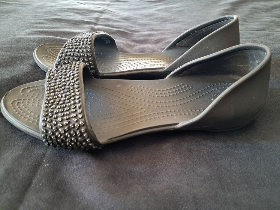 Крокси босоніжки crocs р.w7 устілка 24,5 см
